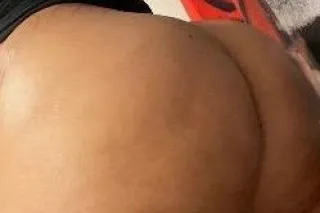 Short Thick Juicy BooTy You Ca... - Image 3