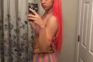 outcalls and car play only ! -... - Image 2